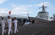 Visite protocolaire d'une flotte chinoise aux Philippines