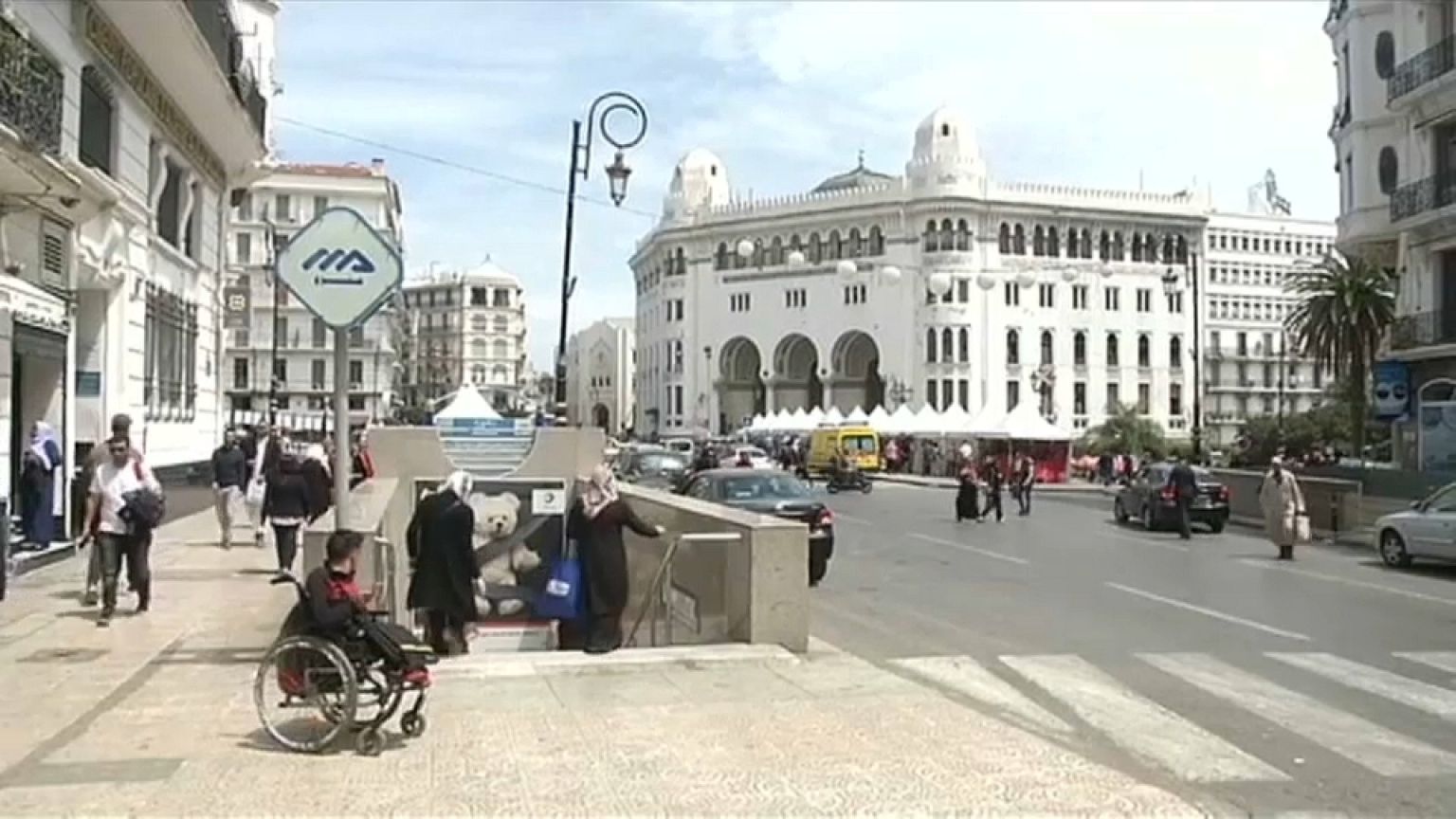 إنتهاء حملة الانتخابات التشريعية بالجزائر وسط دعوات للمقاطعة