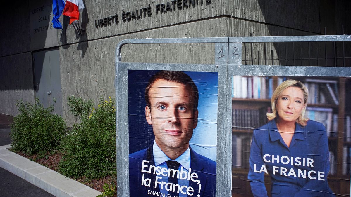 Macron évoque la menace d'un "Frexit"