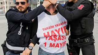الشرطة التركية تقمع مظاهرات بمناسبة عيد العمال باسطنبول
