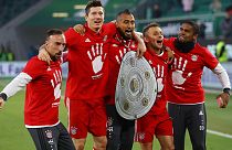 Bundesliga: Bayern München feiert, Wolfsburg taumelt
