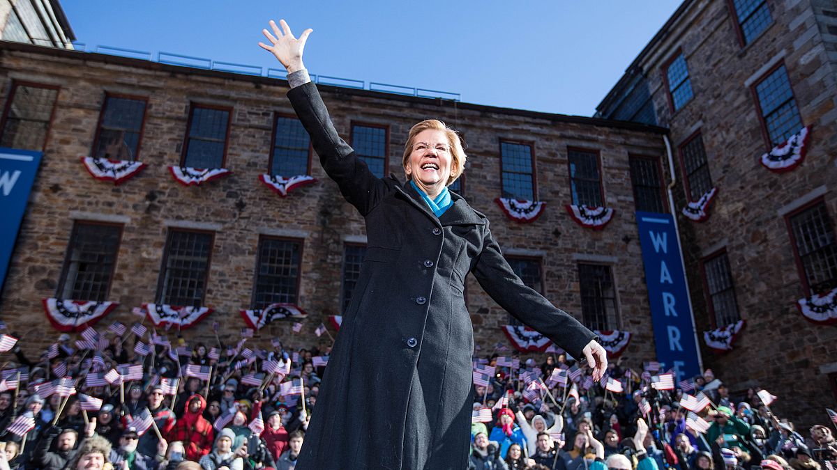 Image: Sen. Elizabeth Warren, D-Mass., announces her bid for President of t