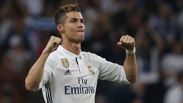 Ronaldo schießt Atlético 3:0 ab Ronaldo schießt Atlético 3:0 ab