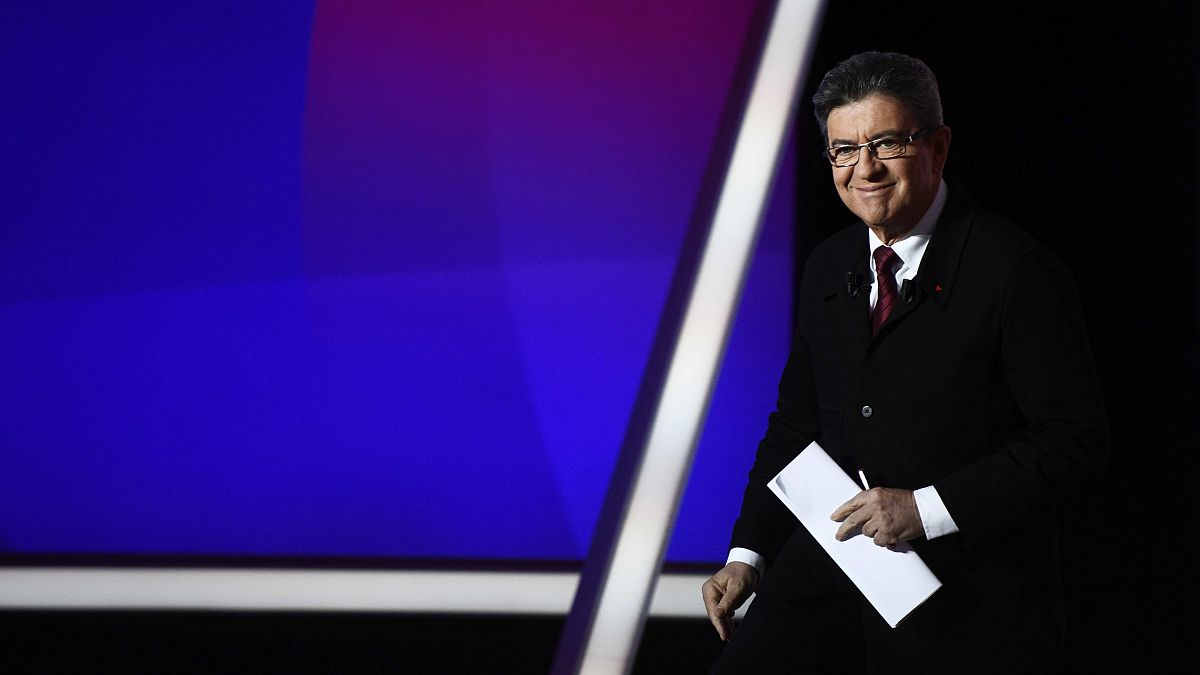 Many Mélenchon and Fillon voters intend to abstain