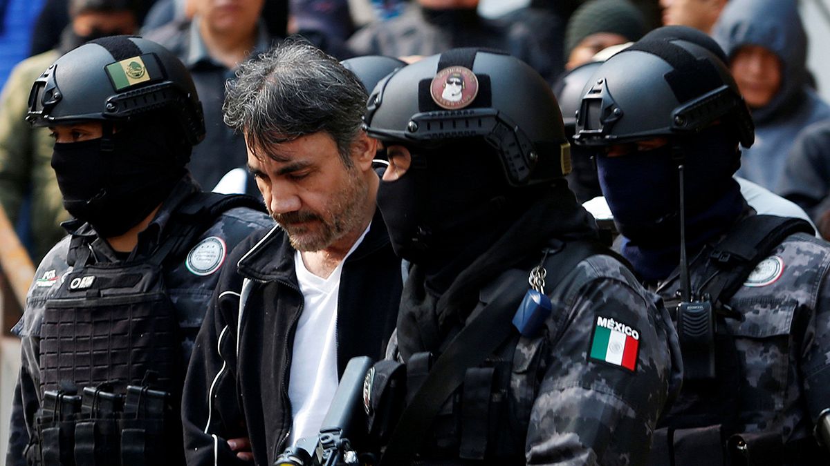 Mexico arrests suspected Sinaloa drug kingpin