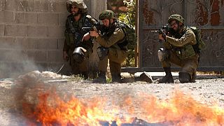 استئناف الحكم على جندي إسرائيلي أجهز على فلسطيني جريح