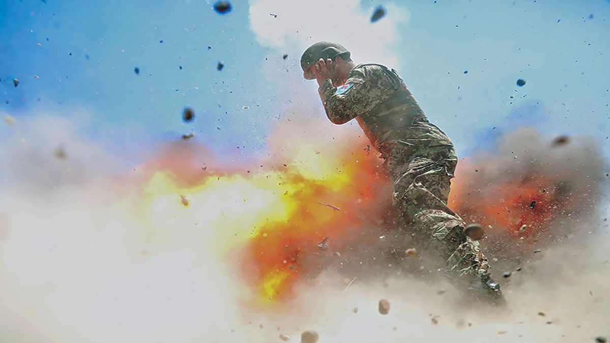 Afghanistan: U.S. army photographer captures blast that killed her and four others