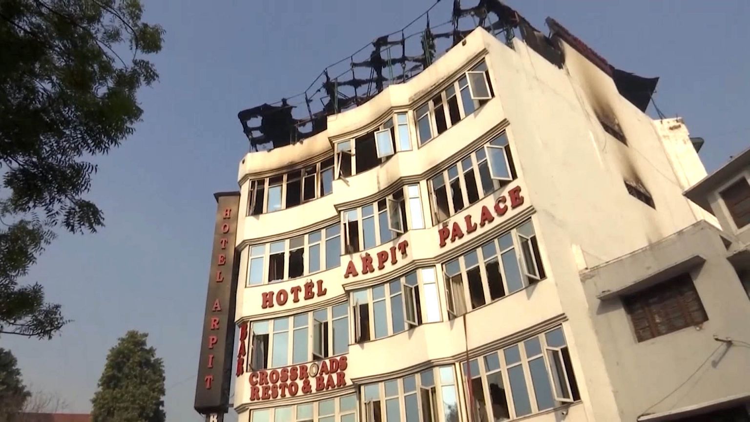 Image: A fire swept through a hotel in New Delhi, India