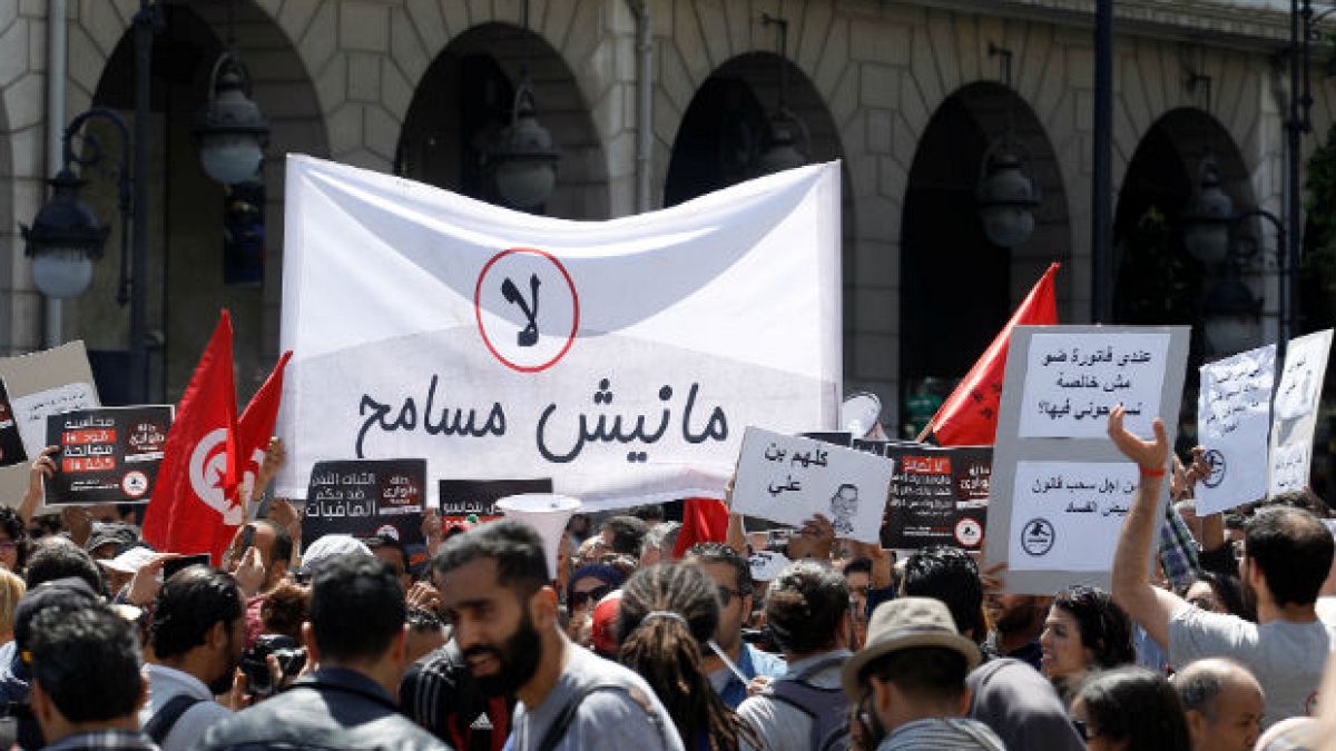 استجواب صحافي تونسي ست ساعات بسبب مقال