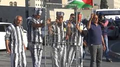 مسيرة بلباس الاسرى في بيت لحم