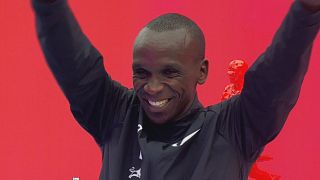 Kenya's Eliud Kipchoge narrowly misses bid to break two-hour marathon