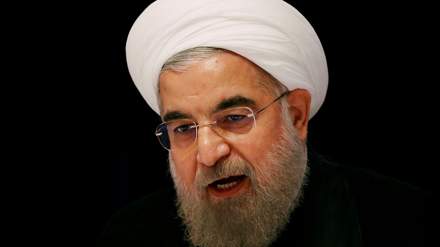 صدا و سیمای ایران بخش هایی از فیلم انتخاباتی حسن روحانی را سانسور کرد