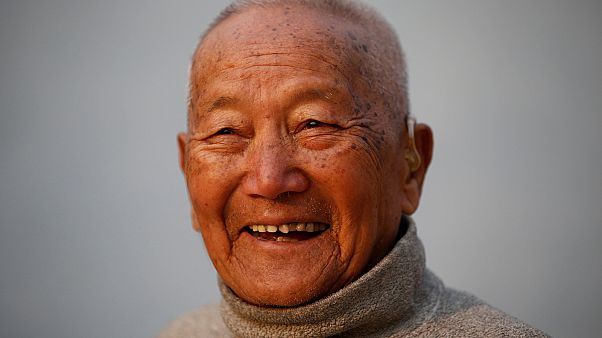 Nepali pensioner dies during bid to climb Mount Everest Nepali pensioner dies during bid to climb Mount Everest