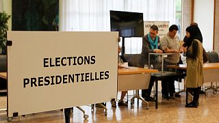 بدء التصويت في الجولة الثانية من الانتخابات الرئاسية الفرنسية