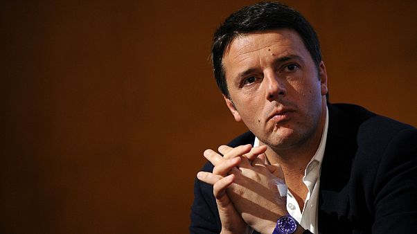 Renzi yeniden İtalyan siyasi sahnesinde Renzi yeniden İtalyan siyasi sahnesinde