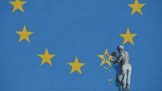 Ο Banksy σχολιάζει το Brexit με ένα γκράφιτι στο Ντόβερ