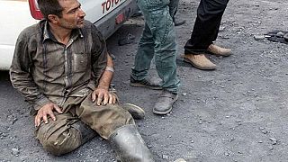 با پیدا شدن ۱۳ جسد دیگر از تونل معدن آزادشهر، شمار جانباختگان به ۳۵ نفر رسید