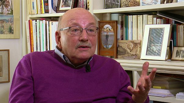 Jean Pierre Rioux: Macron, François Mitterand'ı taklit etti Jean Pierre Rioux: Macron, François Mitterand'ı taklit etti