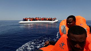 أكثر من 200 مفقود عقب غرق مهاجرين قبالة السواحل الليبية