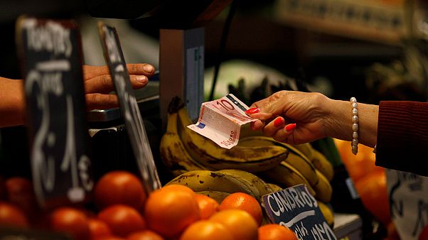 De Guindos confía en que Bruselas revise al alza el crecimiento del PIB español De Guindos confía en que Bruselas revise al alza el crecimiento del PIB español