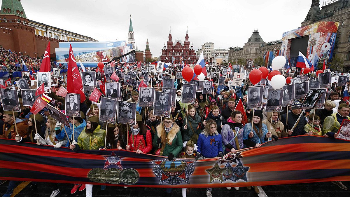 Moscovo: Dia da Vitória com Regimento Imortal na Praça Vermelha