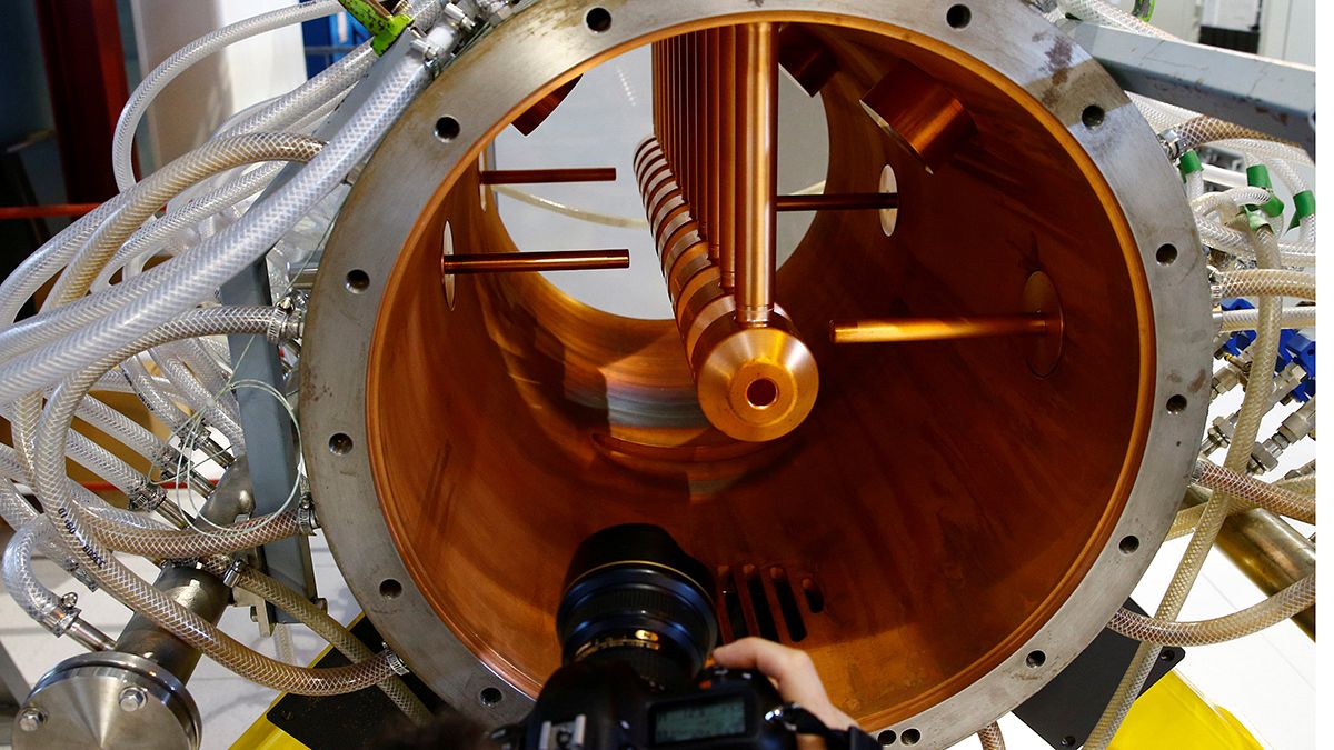 CERN yeni doğrusal hızlandırıcı Linac 4'ü kullanıma açtı