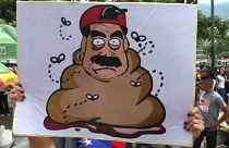 "Bombas" de excrementos em protestos contra Maduro