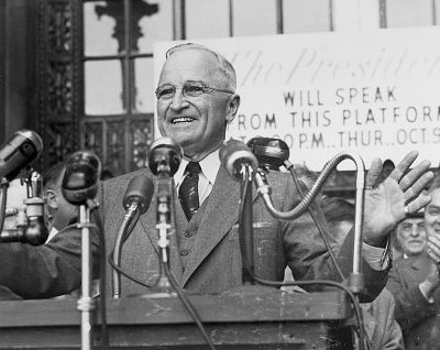 President Truman responds as he is greeted by an estimated 30,000 persons in Cleveland\'s Public Square, Oct. 9, 1952.