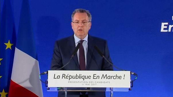 Macron publica su lista para las legislativas, sin Valls Macron publica su lista para las legislativas, sin Valls