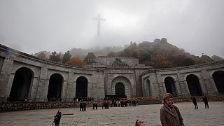 Парламент одобрил перезахоронение Франсиско Франко