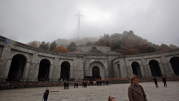 İspanya meclisinden sembolik karar: Franco'nun mezarı taşınsın İspanya meclisinden sembolik karar: Franco'nun mezarı taşınsın