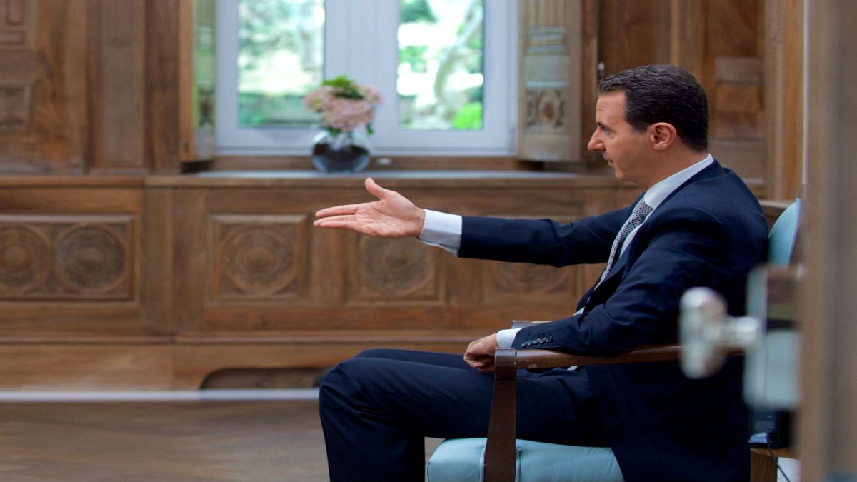 الأسد يقول إنه لن يتراجع عن محاربة أعداءه