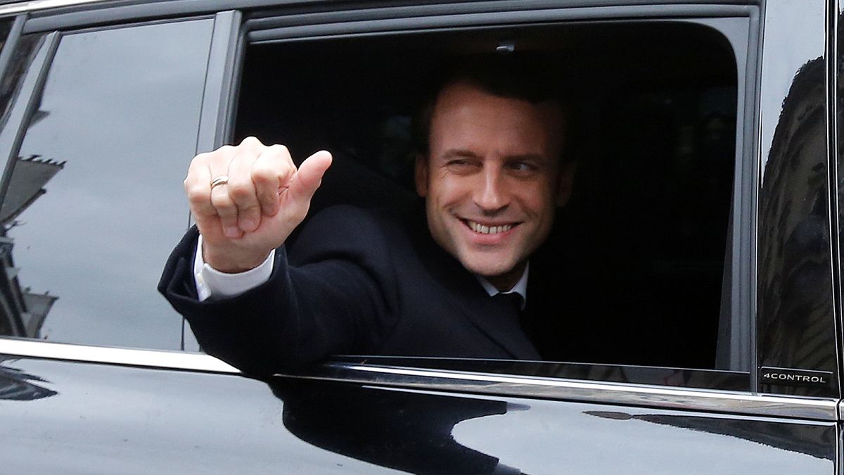Macron autója most a nagy talány Franciaországban