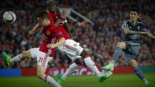 Manchester United hold on to reach Europa League final