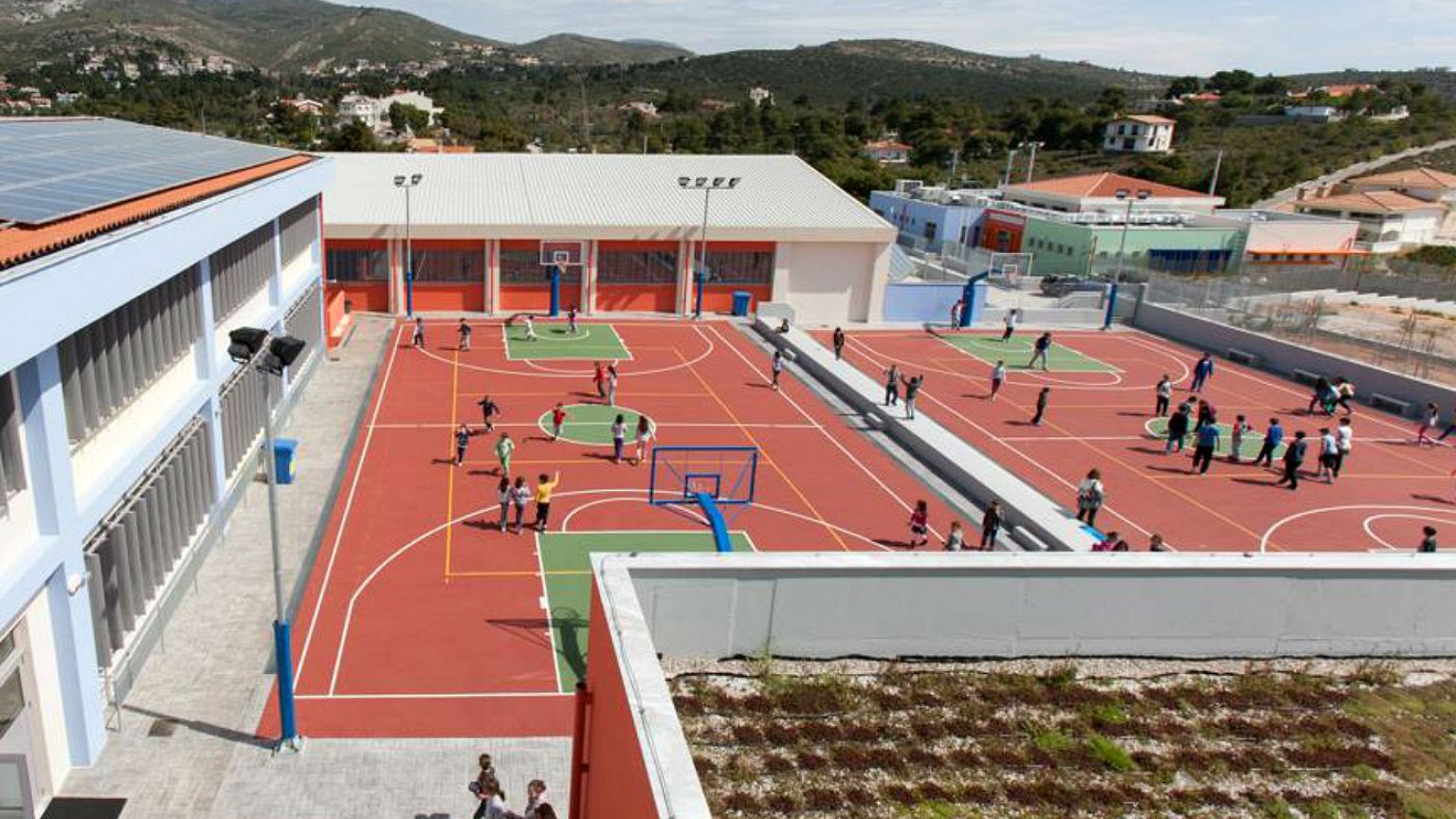 Αυτό το σχολείο στην Πεντέλη έχει όλα όσα ζητούν γονείς, μαθητές και δάσκαλοι