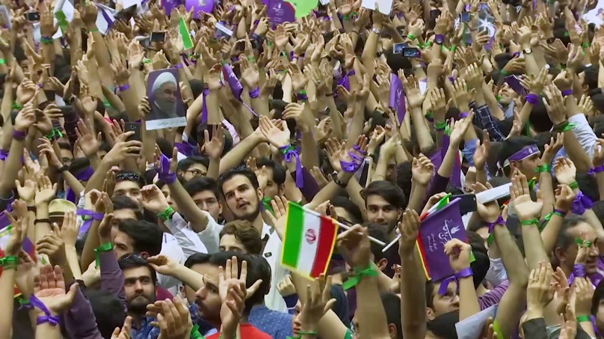 Iran verso le elezioni presidenziali. Rohani favorito
