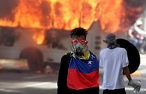 Venezuela,una nuova giornata di scontri tra manifestanti e polizia.