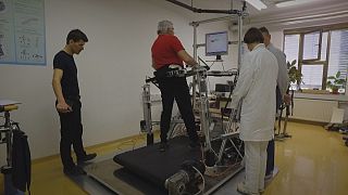 Rehabilitasyon süreci robotik bacaklarla kolaylaşacak