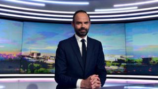 Konservativer Édouard Philippe wird neuer französischer Premierminister