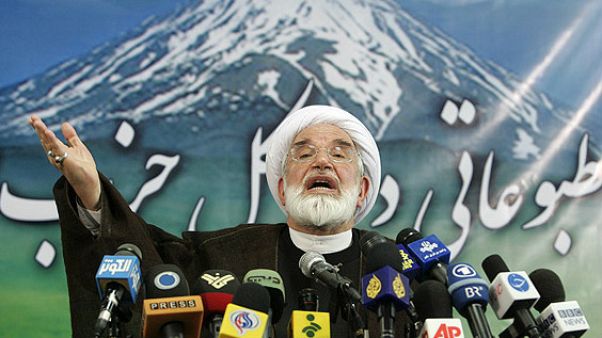 مهدی کروبی به روحانی رای میدهد مهدی کروبی به روحانی رای میدهد