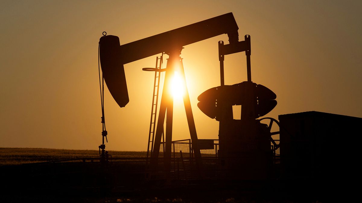 Oil prices jump as biggest producers plan to extend output cuts