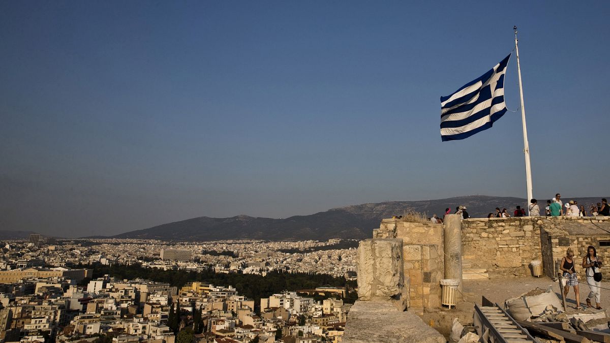 Grecia empezó el año contrayéndose
