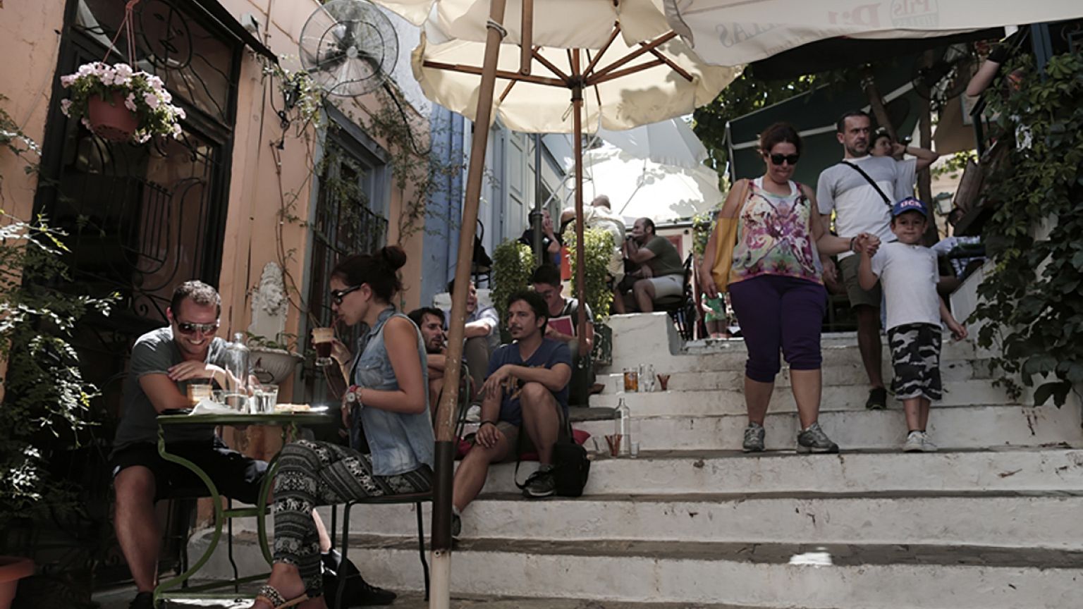 Η Αρχιεπισκοπή Αθηνών και οι Atenistas μας ξεναγούν στην Πλάκα