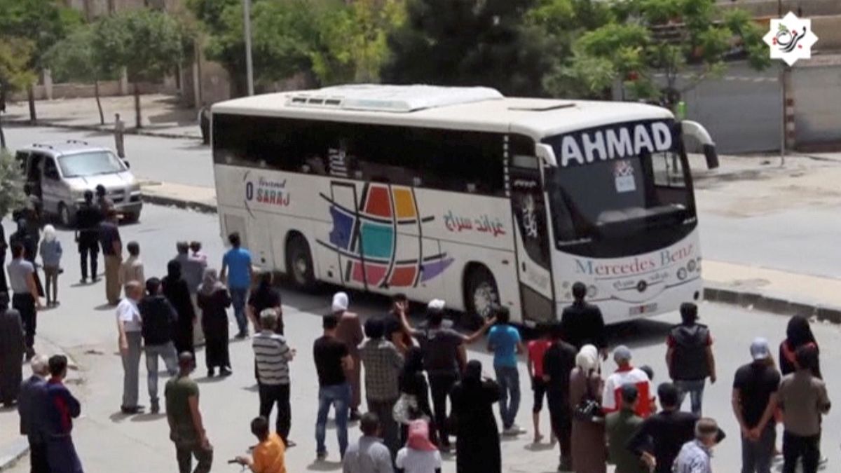آخرین دسته از مخالفان مسلح دولت سوریه ناحیه‌ای در دمشق را ترک کردند