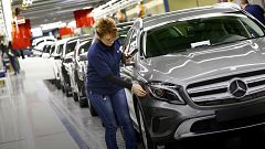 Eurozone growth steady, no protectionist hit to trade