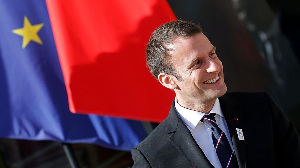 Spannung in Frankreich: Macron feilt an neuer Regierung Spannung in Frankreich: Macron feilt an neuer Regierung