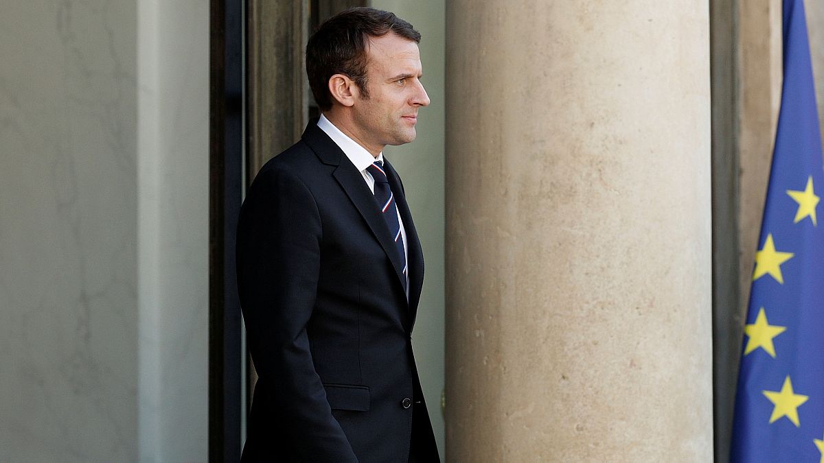 Delay in announcement of Macron's new French government
