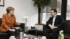 Τηλεφωνική επικοινωνία Τσίπρα με Μέρκελ και Αναστασιάδη