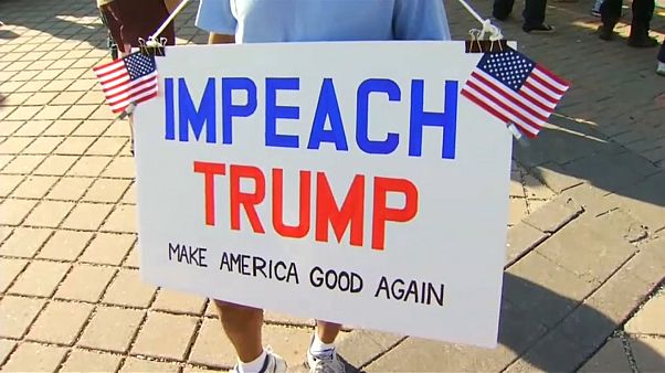 "Schlimm behandelt": Amtsenthebungsforderungen gegen Trump "Schlimm behandelt": Amtsenthebungsforderungen gegen Trump