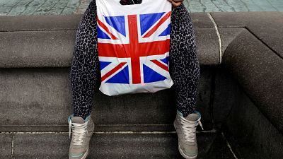 Briten im Kaufrausch - bevor alles noch viel teurer wird?